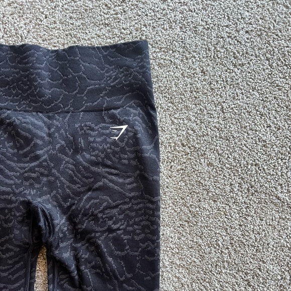 Gymshark biker shorts - Picture 3 of 4